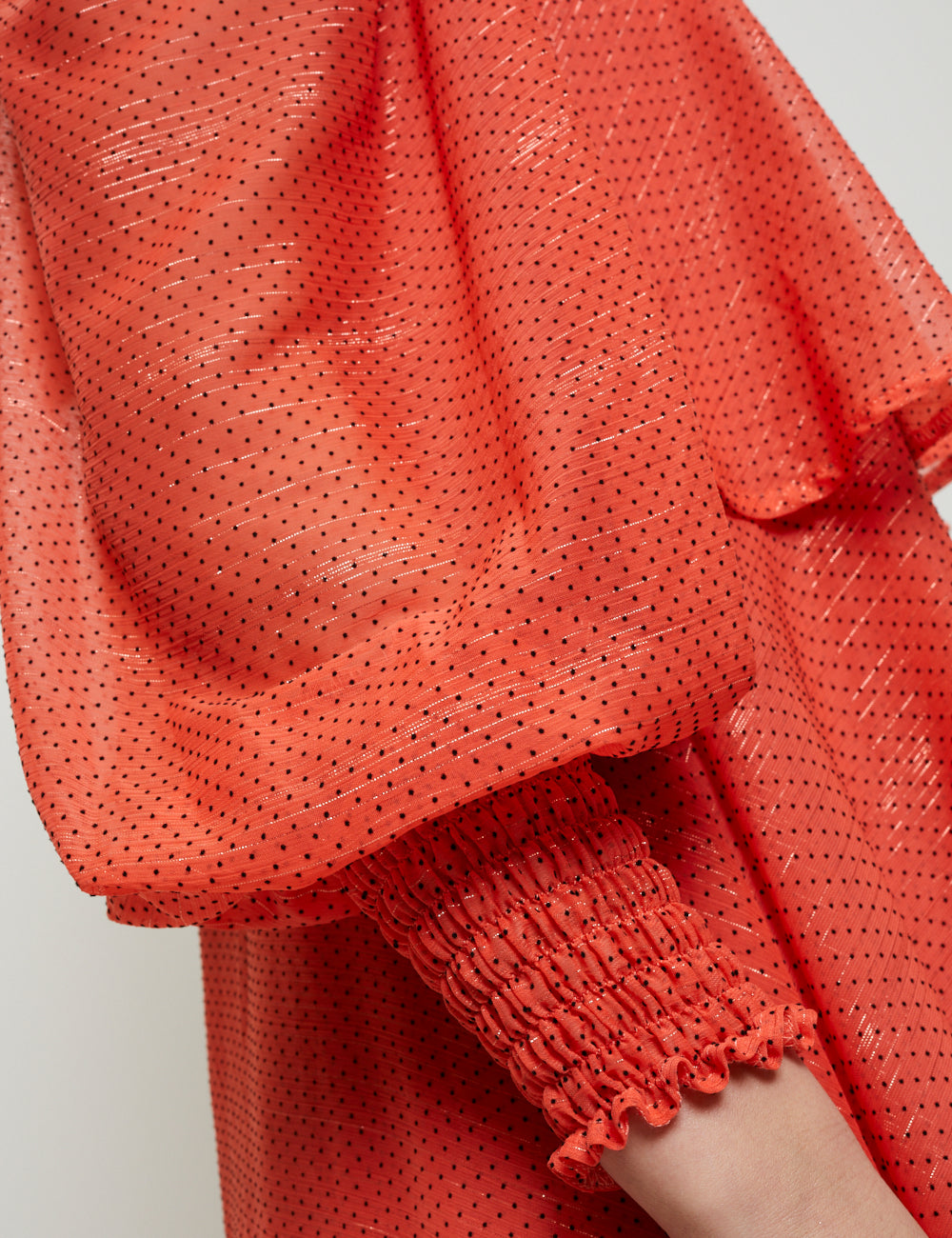 LOOSE-FIT DRESS WITH RUFFLES