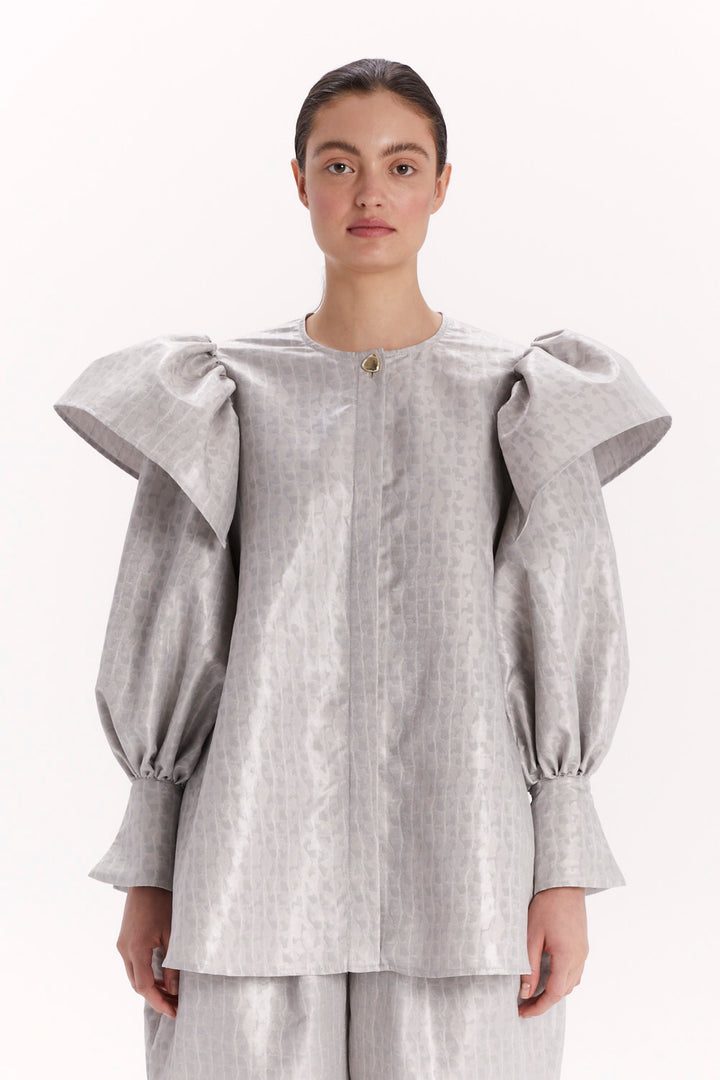 BLOUSE WITH LONG SLEEVES AND A WAIST BELT