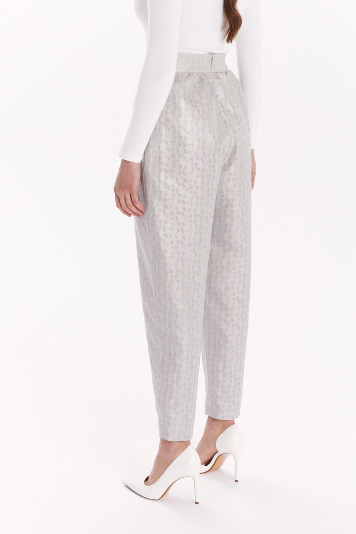 HIGH-WAISTED PANTS WITH TAPERED LEGS