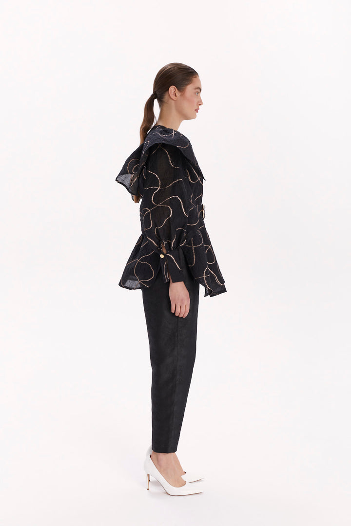 LONG BLOUSE WITH LONG SLEEVES AND A WAIST BELT