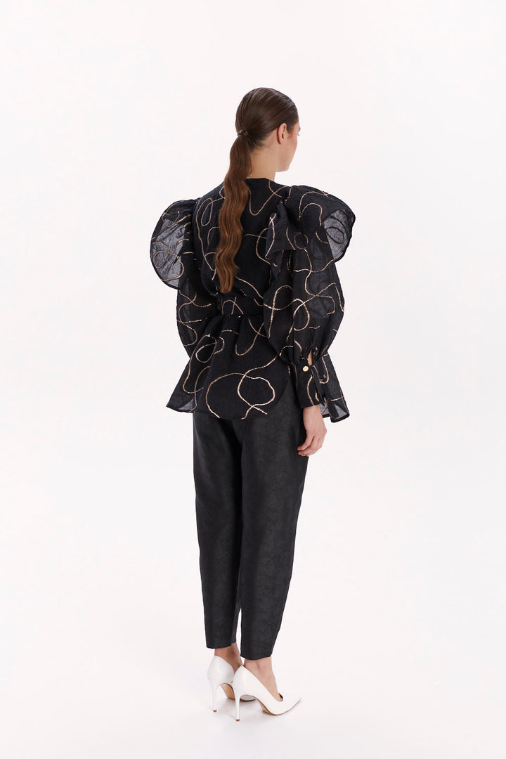 LONG BLOUSE WITH LONG SLEEVES AND A WAIST BELT