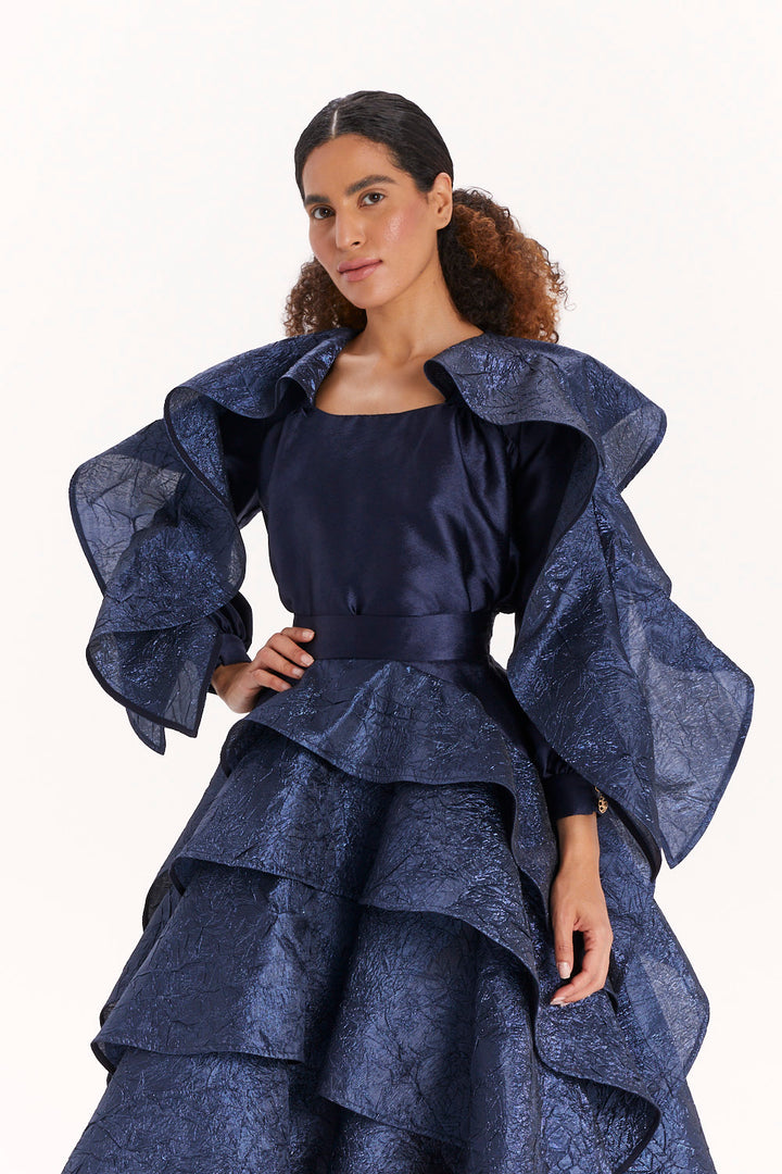 BLOUSE WITH RUFFLES ON THE SLEEVES