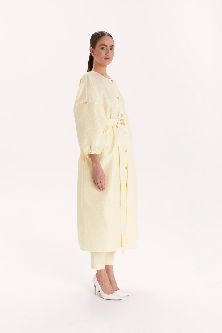 LONG BLOUSE WITH A BELT