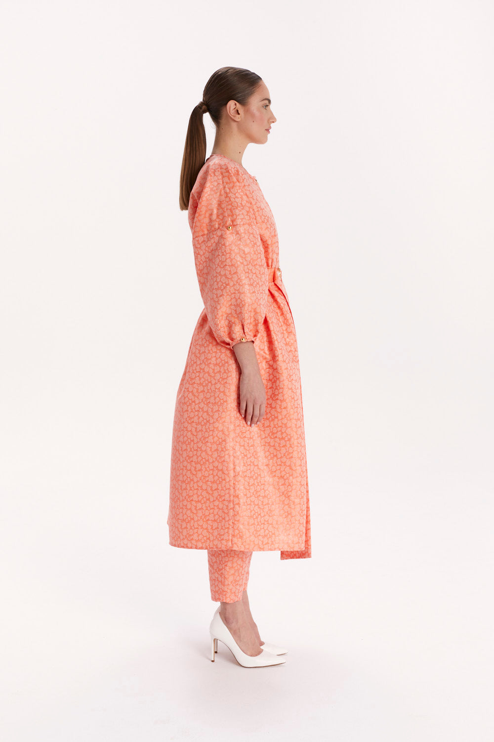 LONG BLOUSE WITH A BELT
