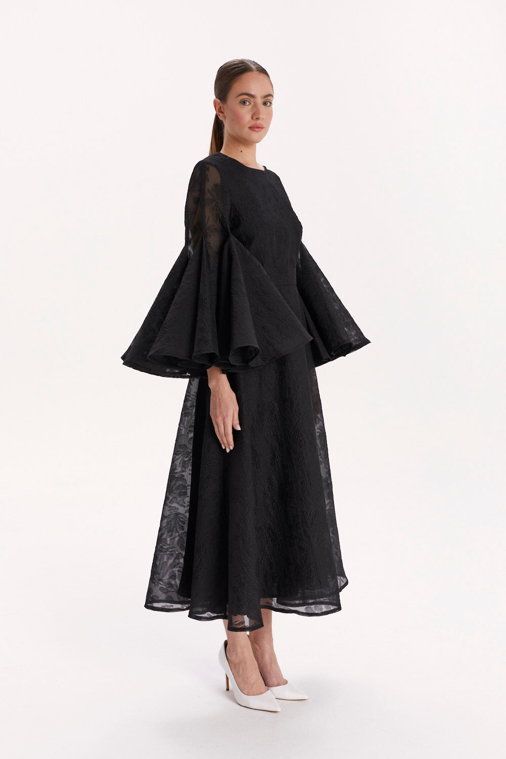 DRESS WITH FLARED SLEEVES