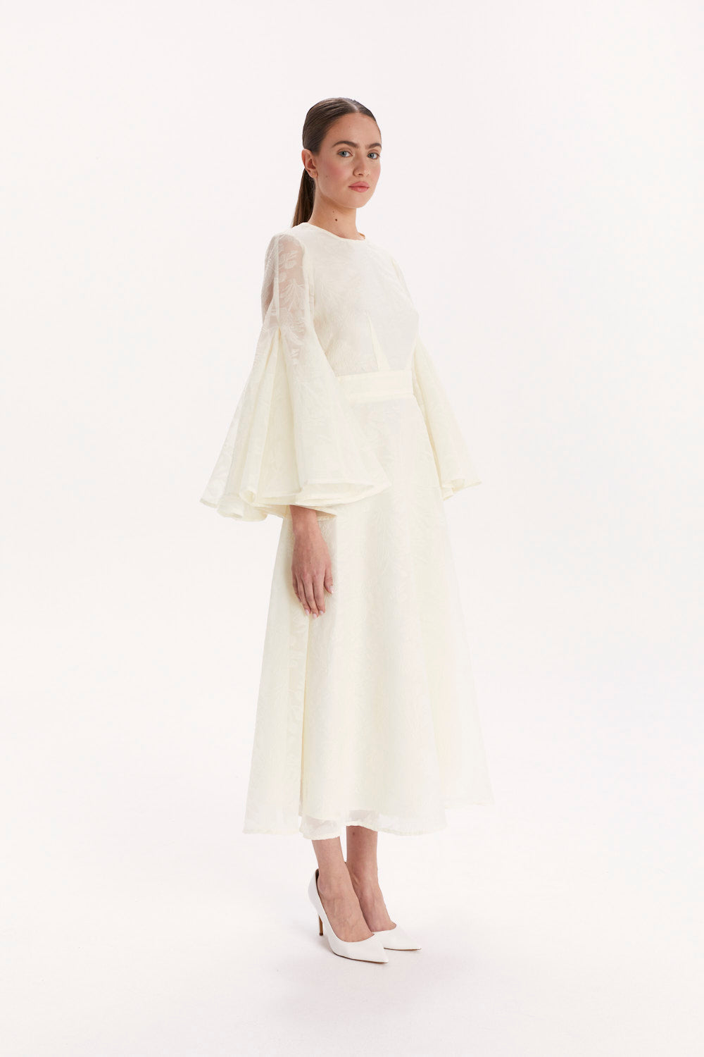 DRESS WITH FLARED SLEEVES