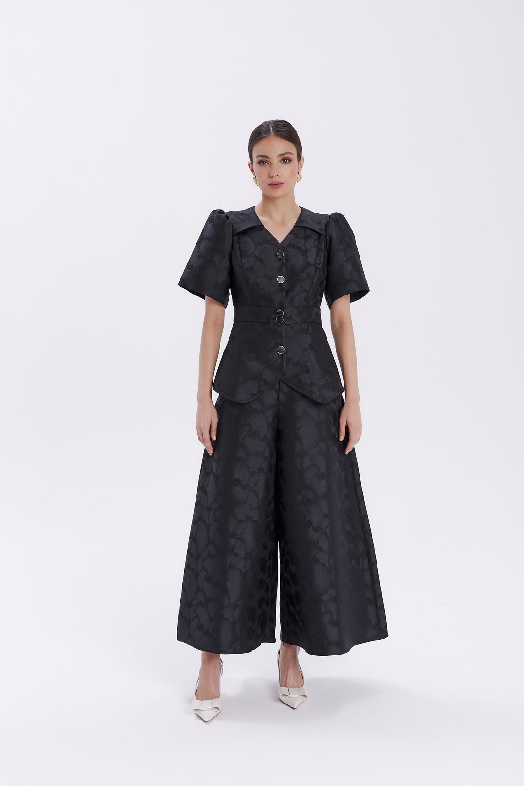 JACKET-CUT BLOUSE WITH SHORT SLEEVES