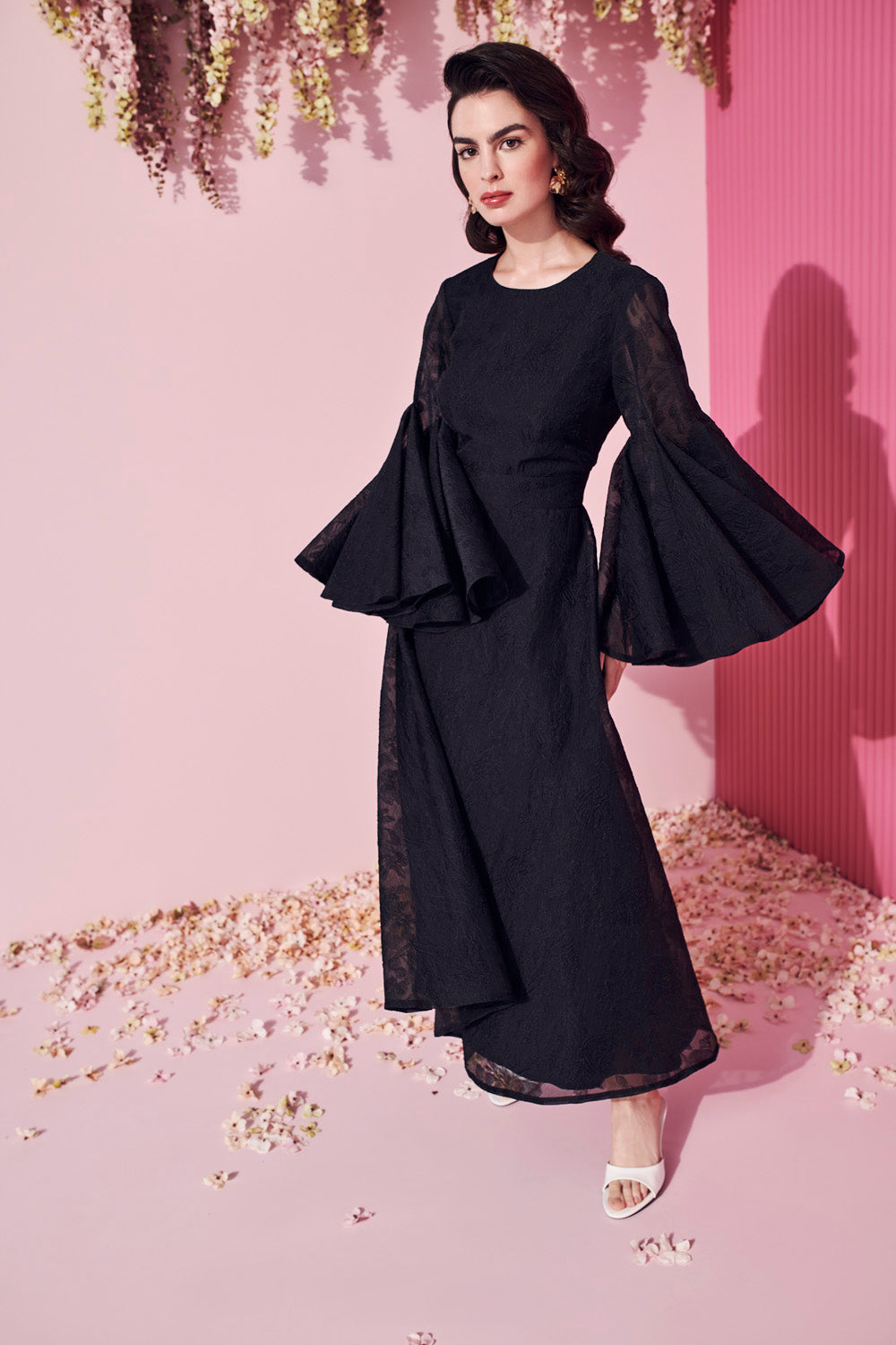 DRESS WITH FLARED SLEEVES