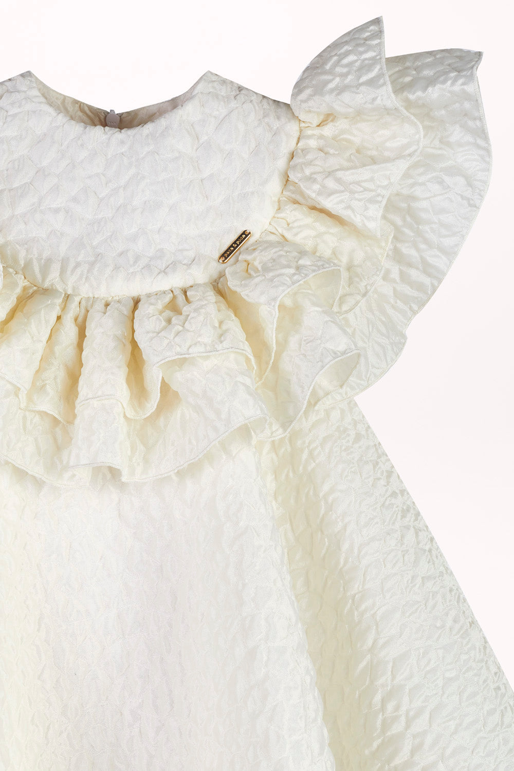DRESS IN BUBBLE-TEXTURED FABRIC WITH A RUFFLE AT THE NECKLINE